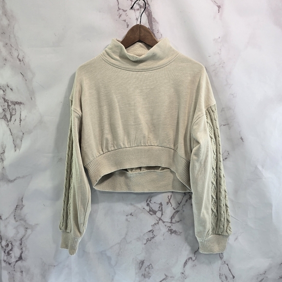 Urban Outfitters Sweatshirt Womens Medium Beige Terry Crop Cable Knit Sleeve - Picture 1 of 10